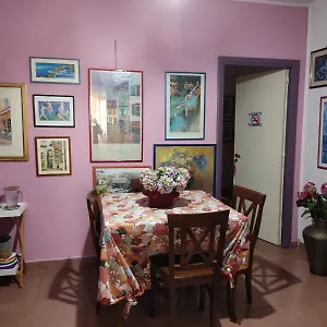 Cosmopolitan Bed and breakfast